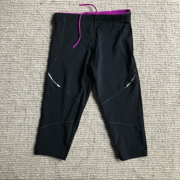 🍀2 for $10🍀 Black 3/4 leggings - Picture 1 of 3